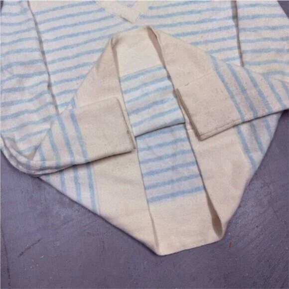 100% Cashmere Pebble Beach Blue and White Striped V Neck Golf Sweater - Picture 7 of 11